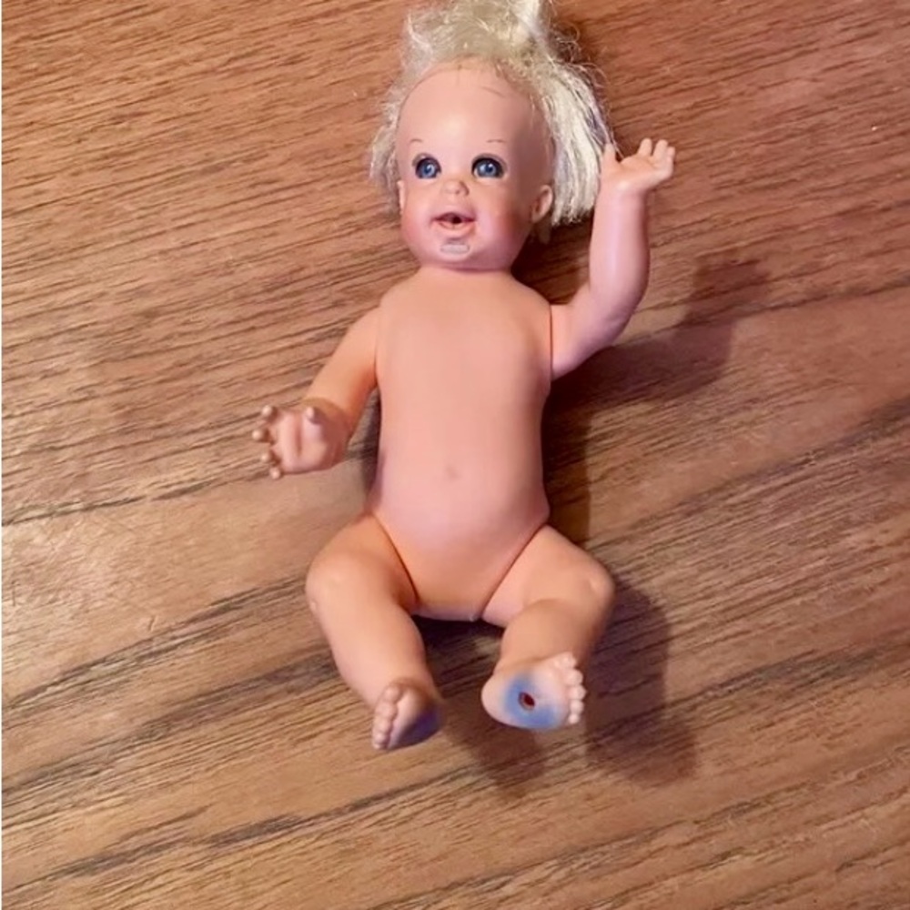 🌸Mattel vintage 1966 baby doll (Barbie as a baby)🌸